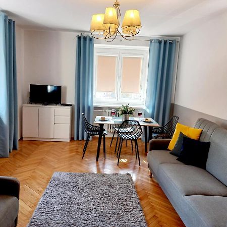 Corner Apartament Pilsudskiego - 5 Min Od Dworca Glownego - Main Railway Station Вроцлав Екстериор снимка